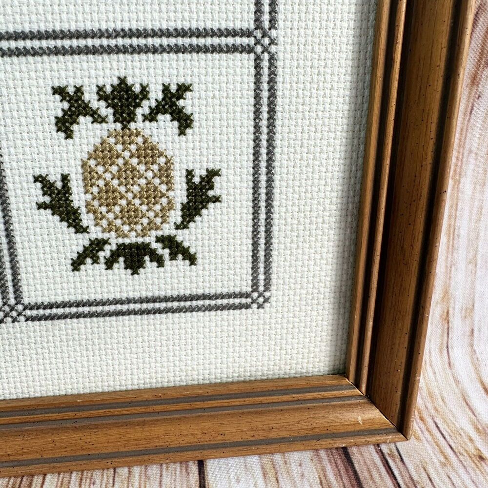 Vintage Cross Stitch House Warming Gift Pineapple Wreath Framed Finished 9x9 - Picture 7 of 11